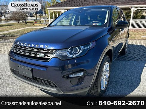 Used 2017 Land Rover Discovery Sport SE image 1
