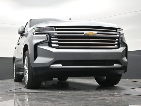 Used 2024 Chevrolet Tahoe High Country RWD image 26