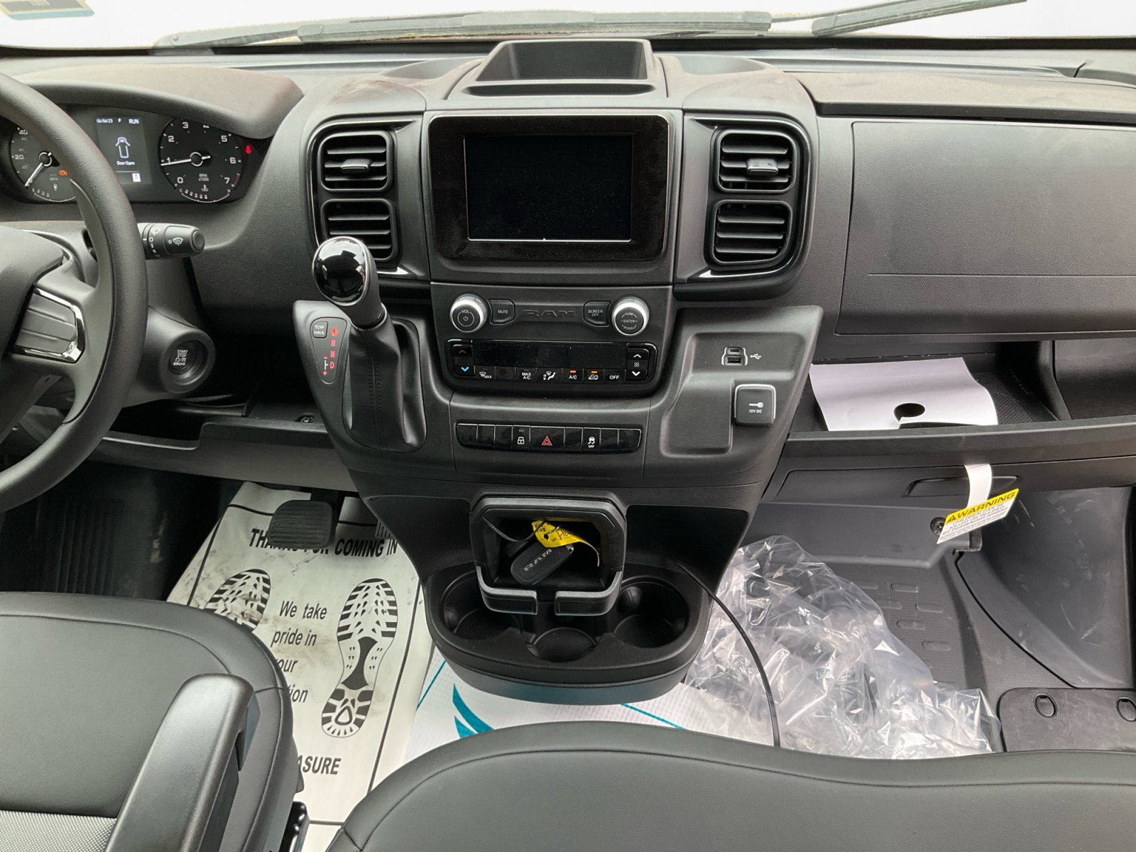 Used 2025 RAM ProMaster 1500 FWD image 11