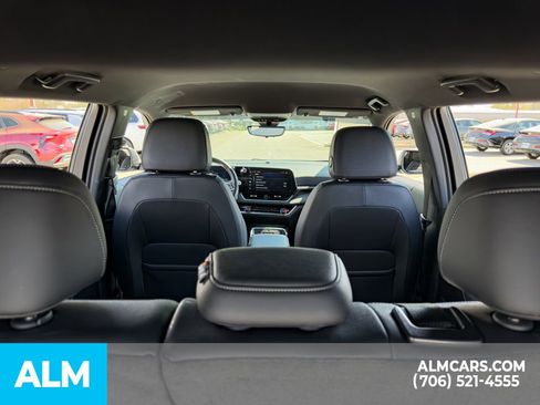 Used 2025 Chevrolet Equinox LT w/ Convenience Package II image 17