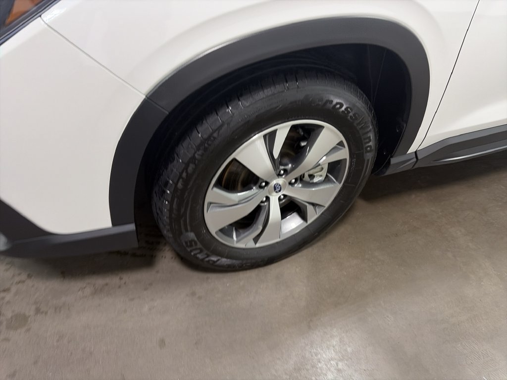 Used 2023 Subaru Ascent Premium w/ Convenience Package AWD/4WD image 9