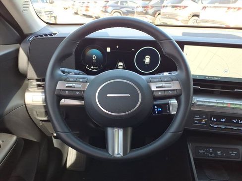 Certified 2025 Hyundai Kona SEL image 17