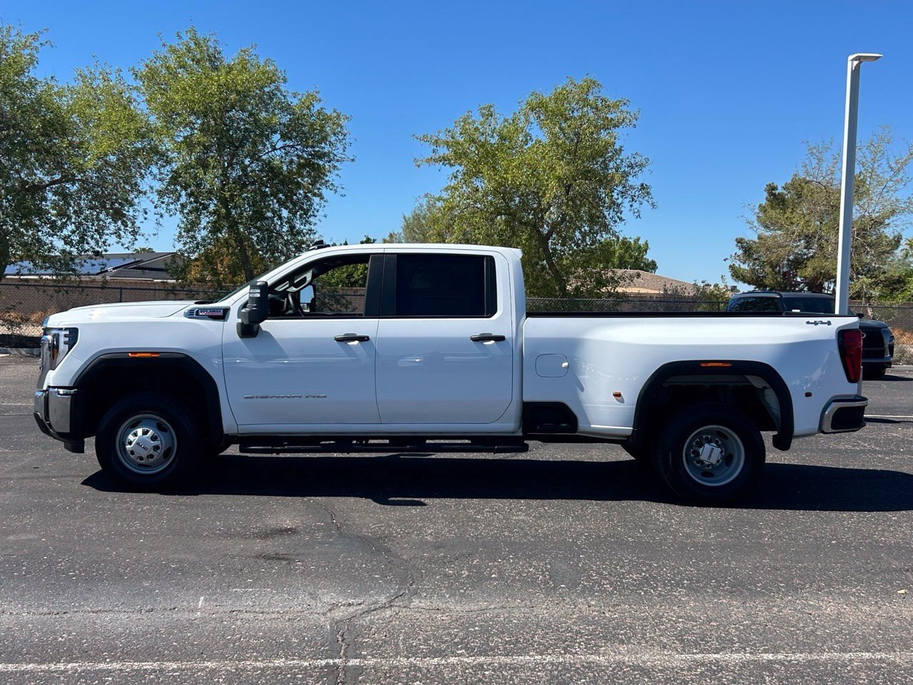Used 2026 GMC Sierra 3500 Pro w/ Convenience Package AWD/4WD image 3
