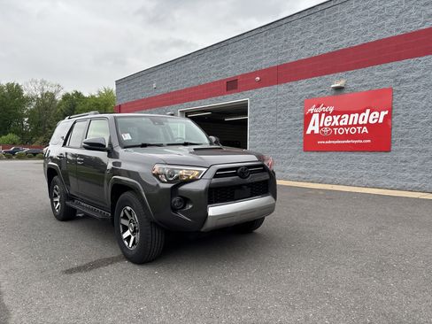 Certified 2023 Toyota 4Runner TRD Off-Road Premium w/ Off Road Premium Plus Package AWD/4WD image 1