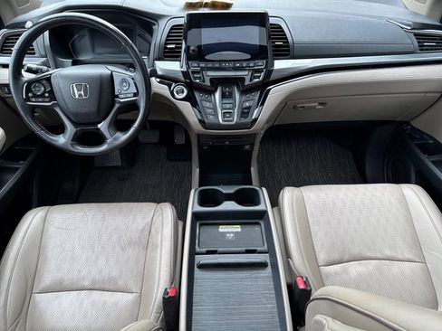 Used 2022 Honda Odyssey Elite image 12