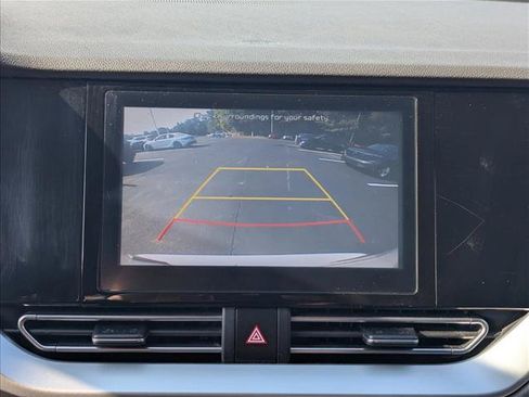 Used 2022 Kia Niro LX FWD image 19