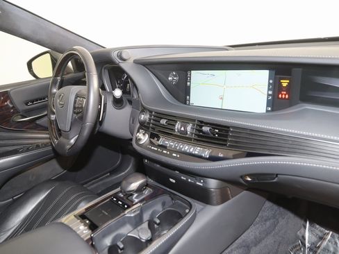 Used 2019 Lexus LS 500 AWD w/ Interior Upgrade Package image 52