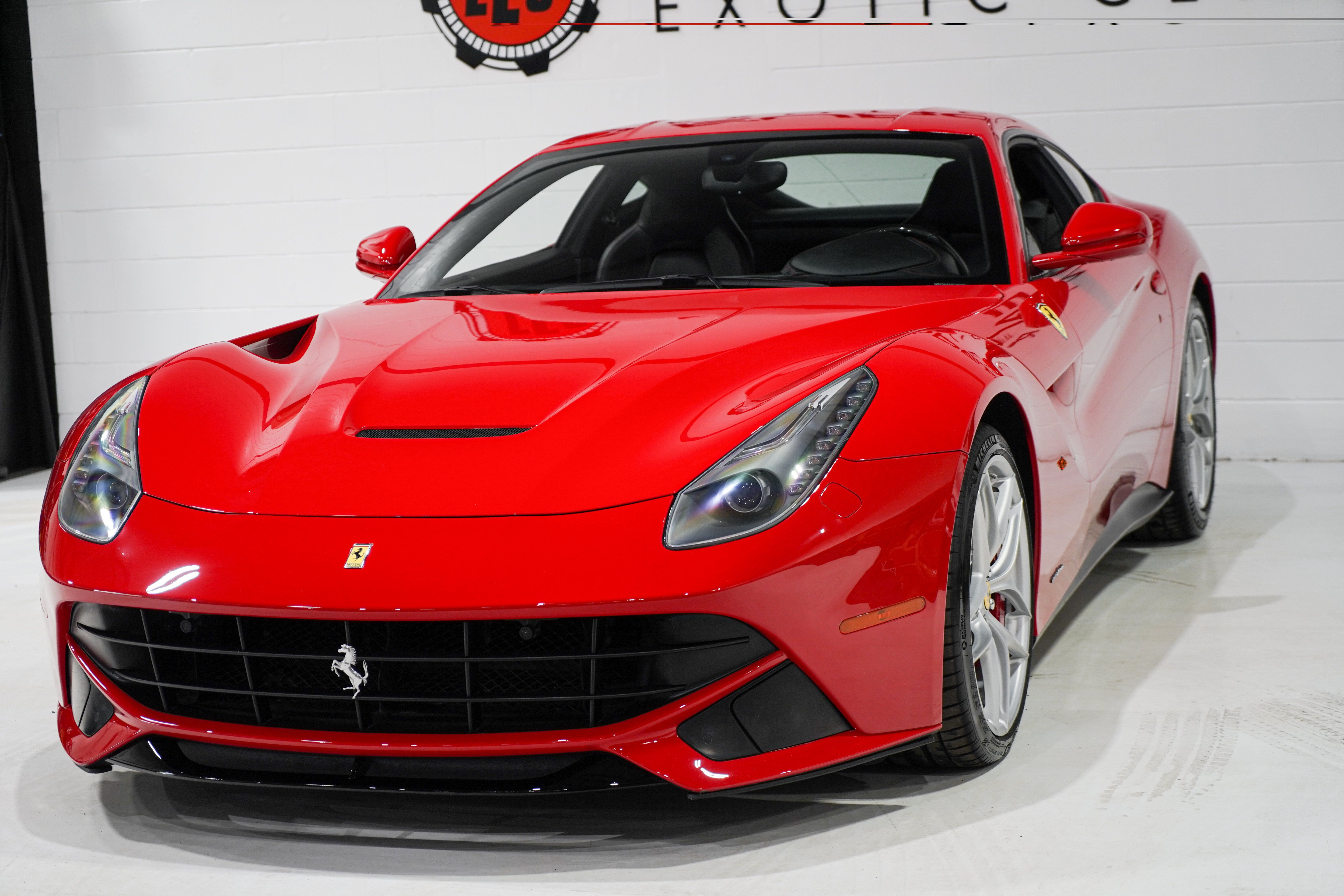 Used 2015 Ferrari F12 Berlinetta RWD image 31