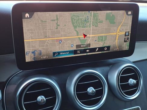 Used 2022 Mercedes-Benz GLC 300 image 23