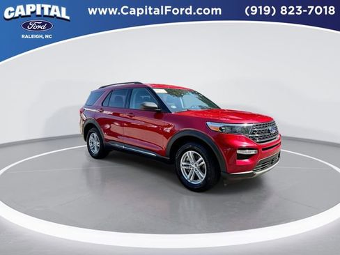 Certified 2023 Ford Explorer XLT w/ Equipment Group 202A AWD/4WD image 2
