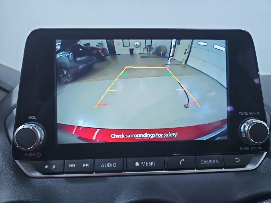 Used 2025 Nissan Sentra SV w/ All-Weather Package FWD image 20