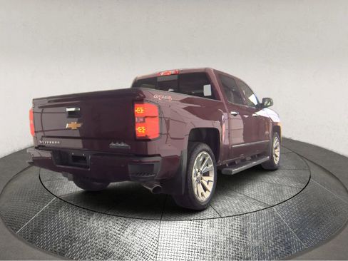 Used 2015 Chevrolet Silverado 1500 High Country w/ High Country Premium Package image 2