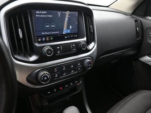 Used 2022 Chevrolet Colorado LT w/ Safety Package RWD image 11