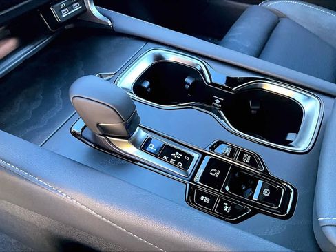 New 2026 Lexus RX 450h Luxury image 11