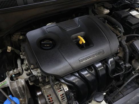 Used 2022 Kia Forte LXS w/ LXS Technology Package FWD image 27