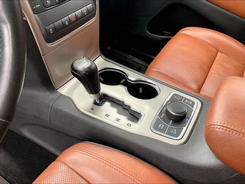 Used 2012 Jeep Grand Cherokee Overland w/ Mopar Chrome Edition Group image 17