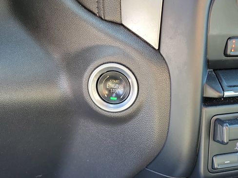 Used 2020 Chevrolet Silverado 1500 RST image 28