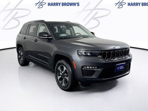Used 2024 Jeep Grand Cherokee Limited 4xe AWD/4WD image 28