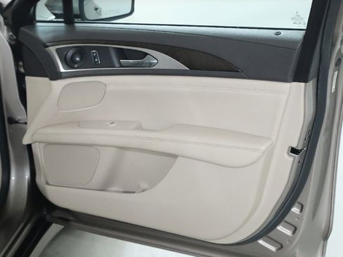 Used 2019 Lincoln MKZ Reserve w/ Reserve Plus Package image 33