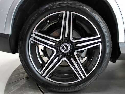 Used 2024 Mercedes-Benz GLC 300 image 38