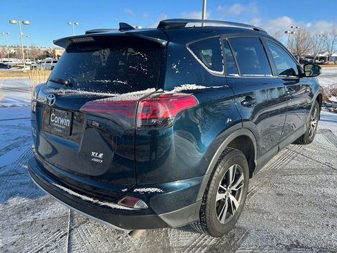 Used 2018 Toyota RAV4 XLE image 7