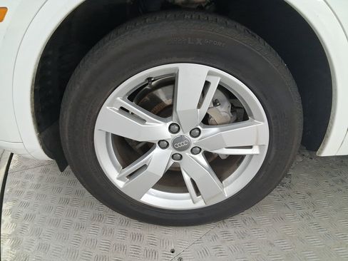 Used 2018 Audi Q5 Premium Plus w/ Premium Plus Package image 11