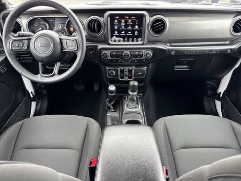Certified 2023 Jeep Wrangler Unlimited w/ 8.4" Radio Group AWD/4WD image 22