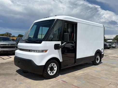 Used 2024 Chevrolet Brightdrop 400 w/ Commercial Equipment Package AWD/4WD image 1