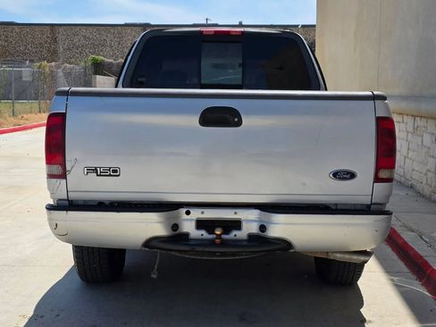 Used 2003 Ford F150 XLT RWD image 4