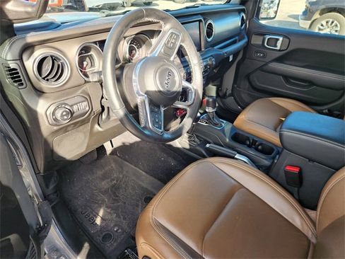 Used 2022 Jeep Gladiator Rubicon w/ LED Lighting Group image 8
