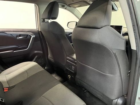 Used 2023 Toyota RAV4 XLE FWD image 15