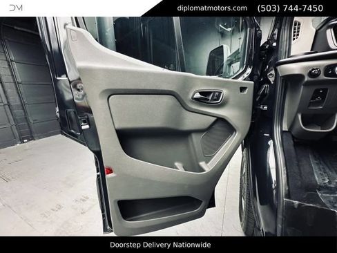 Used 2021 Ford Transit 250 RWD image 19