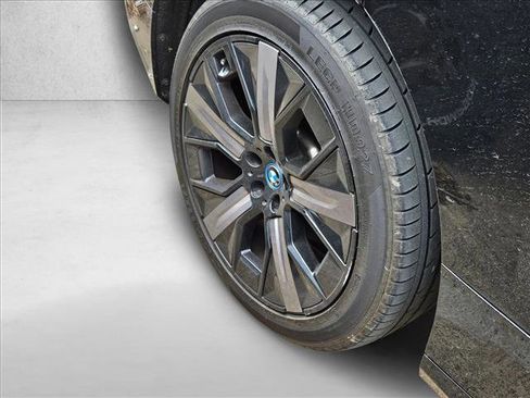 Certified 2023 BMW iX xDrive50 w/ Sport Package image 5
