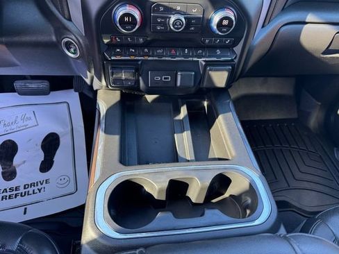 Used 2019 GMC Sierra 1500 SLT w/ SLT Premium Plus Package AWD/4WD image 19