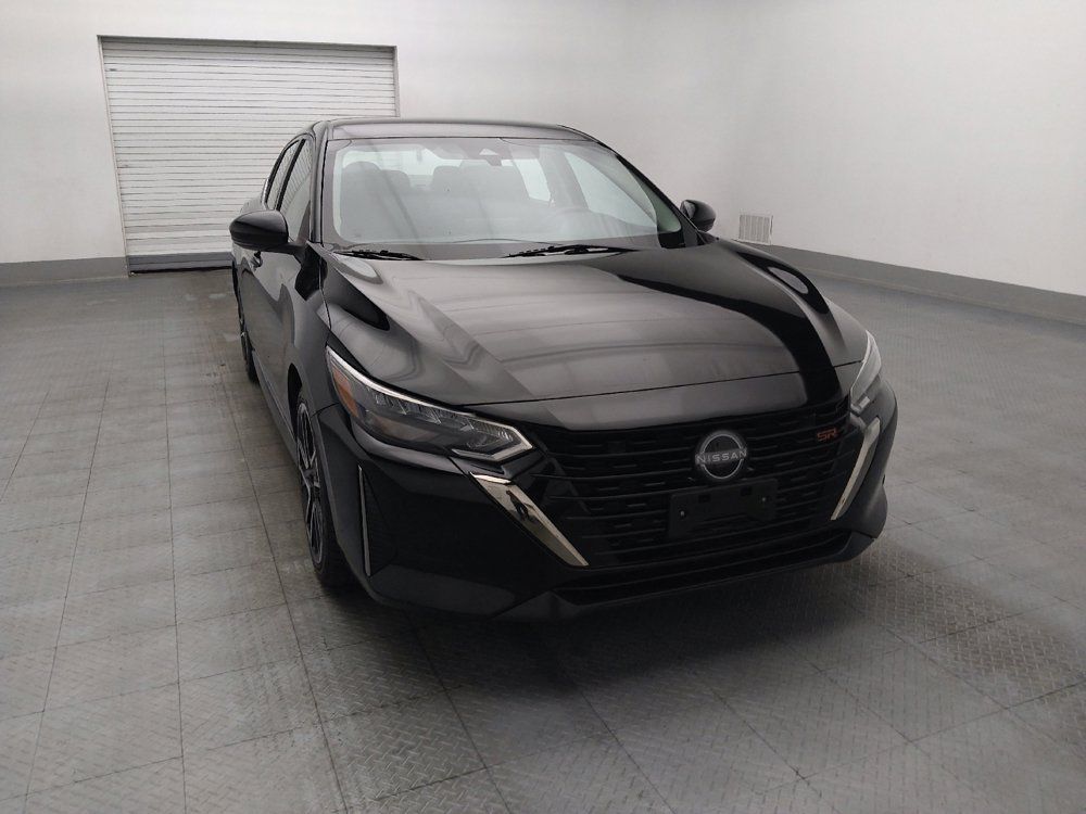 Used 2025 Nissan Sentra SR FWD image 14