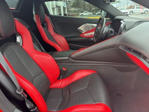 Used 2021 Chevrolet Corvette Stingray Premium Conv w/ Z51 Performance Package image 11