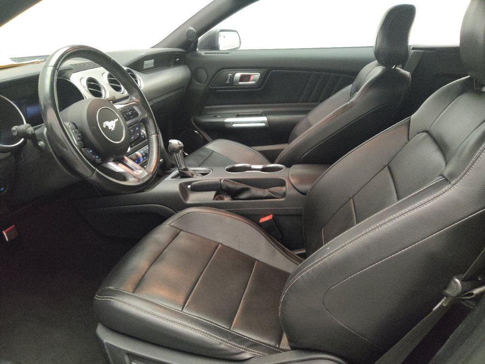 Used 2022 Ford Mustang Premium RWD image 17
