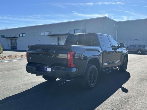Used 2023 Toyota Tundra SR5 w/ SR5 Convenience Package image 25