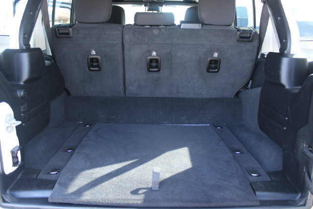 Used 2024 Jeep Wrangler Unlimited Rubicon 4xe AWD/4WD image 42