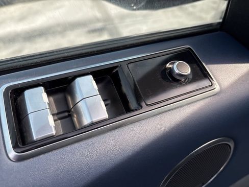 Used 2019 Land Rover Range Rover Sport HST image 14