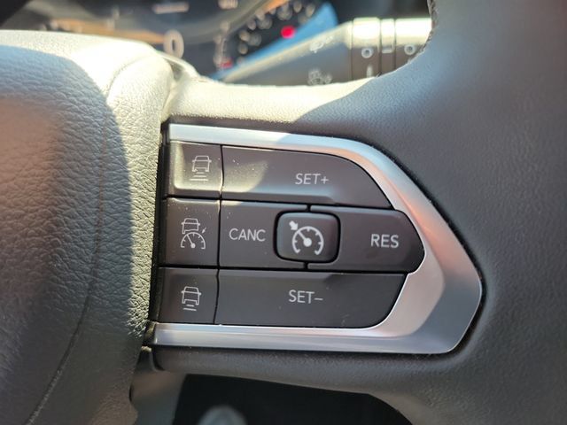 Used 2023 Jeep Compass Limited AWD/4WD image 22
