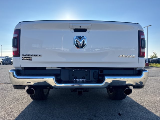 Used 2023 RAM 1500 Laramie AWD/4WD image 5