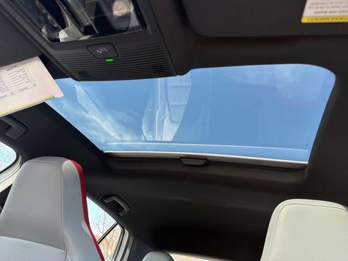 Used 2022 Volkswagen GTI SE image 24