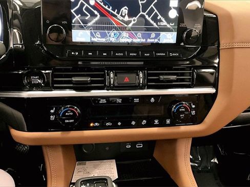 New 2025 Nissan Pathfinder Platinum w/ Lighting Package (N93) image 24