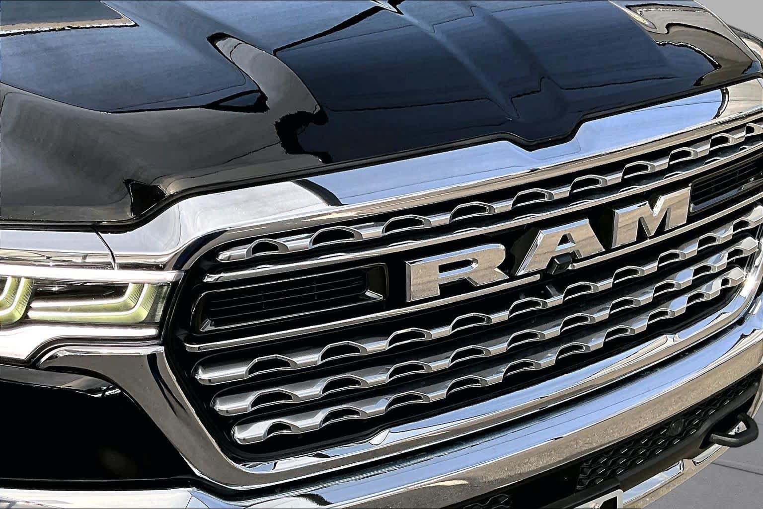Used 2025 RAM 1500 Limited w/ Off Road Group AWD/4WD image 29