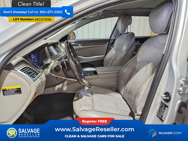 Used 2015 Hyundai Genesis 5.0 RWD image 8