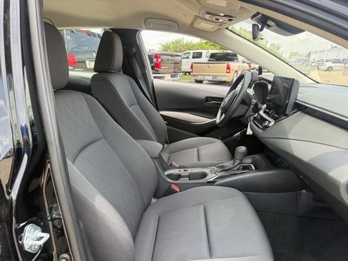 Used 2024 Toyota Corolla LE FWD image 27