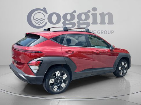 Certified 2024 Hyundai Kona SEL w/ Convenience Package FWD image 5