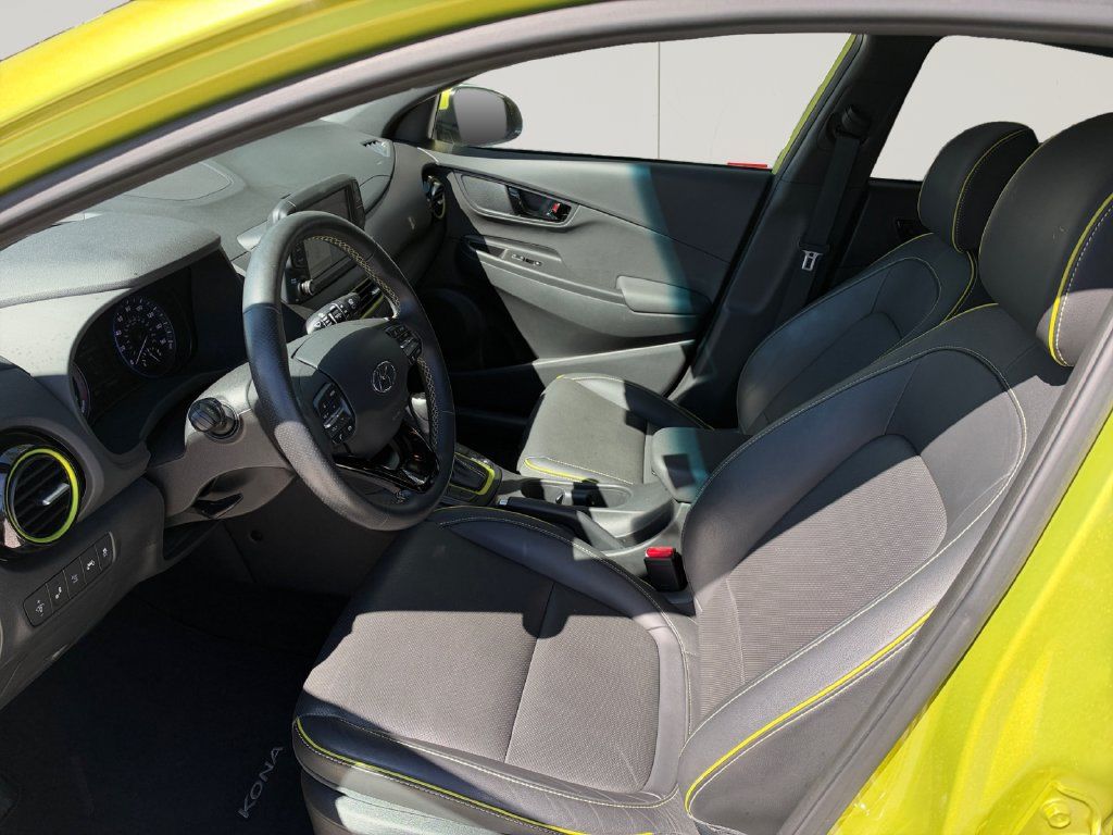 Used 2020 Hyundai Kona Ultimate w/ Cargo Package FWD image 10
