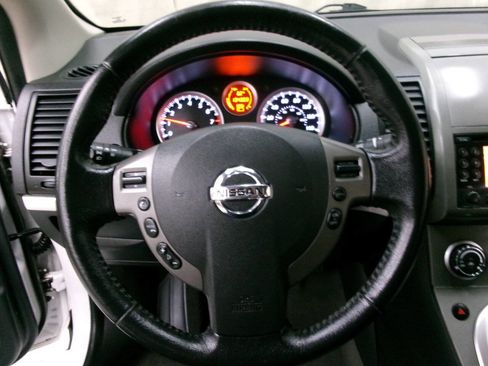 Used 2011 Nissan Sentra 2.0 SR w/ Convenience Pkg image 29